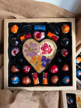 Afbeelding in Gallery-weergave laden, Love bonbons Combi Super Large (ook voor moederdag)

